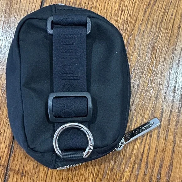 lululemon Pouch - Picture 2 of 5